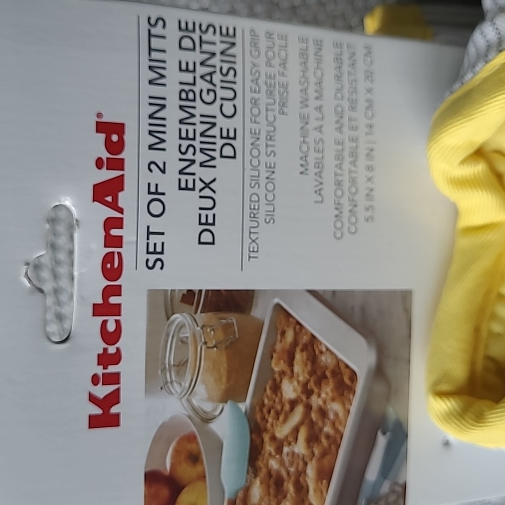 KitchenAid Mini Mitts - Picture 3 of 7